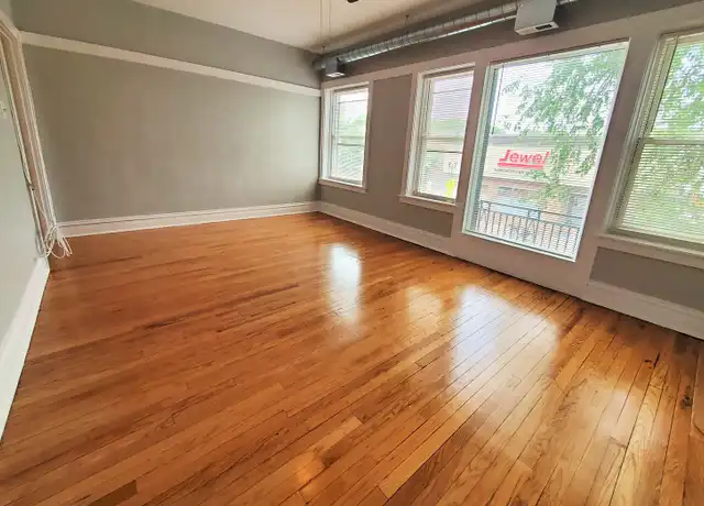 Property at 4239 N Lincoln Ave Unit 3, Chicago, IL, 60618, 1 bed, 1 bath, [object Object]
