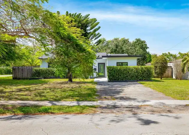 Property at 1998 NE 180th St, North Miami Beach, FL, 33162, 3 beds, 2 baths, [object Object]