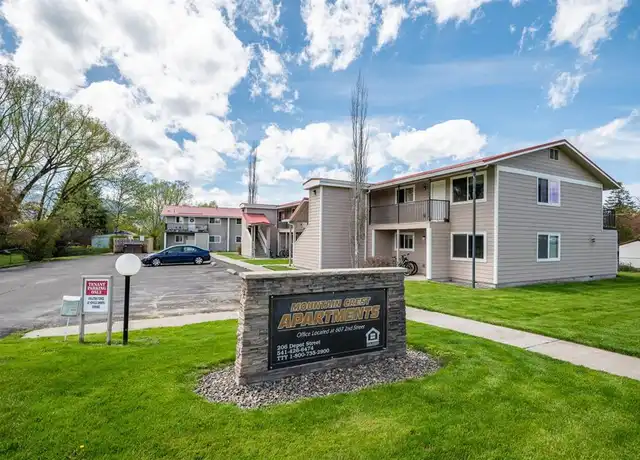 Property at 607 SW 2nd St, Enterprise, OR, 97828, 1 bed, 1 bath, [object Object]