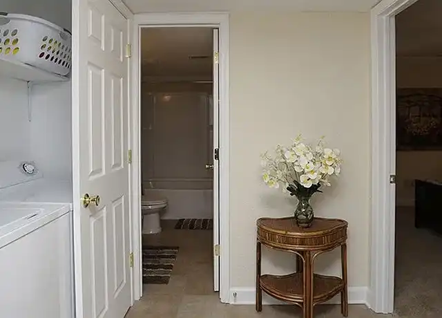 Property at East Ridge Apartments - 300 Regency Rd, Spartanburg, SC, 29307, 1 bed, 1 bath, [object Object]