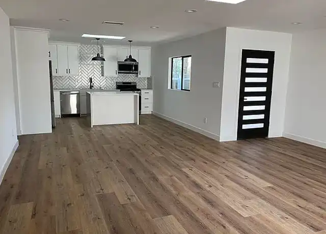 Property at 6903 Variel Ave, Canoga Park, CA, 91303, 3 beds, 2 baths, [object Object]