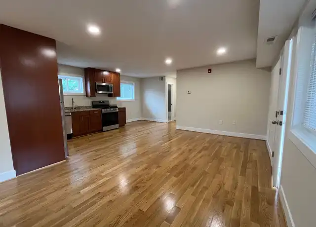 Property at 4438 B St SE Unit 6, Washington, DC, 20019, 2 beds, 1 bath, [object Object]