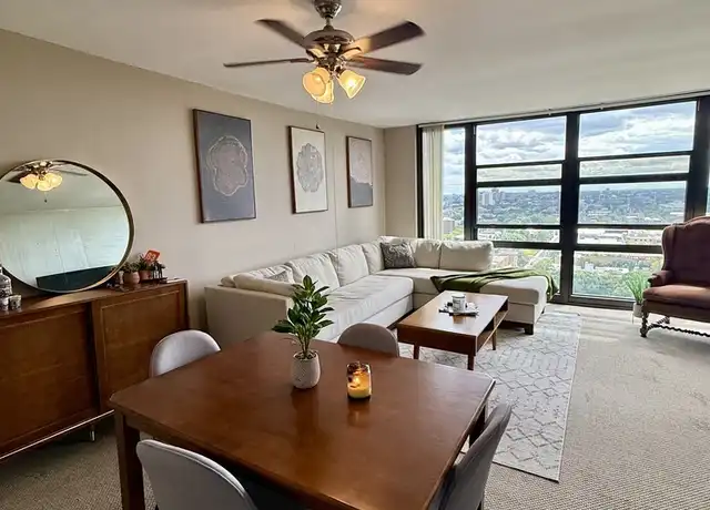 Property at 3001 S Michigan Ave #2104, Chicago, IL, 60616, 1 bed, 1 bath, [object Object]