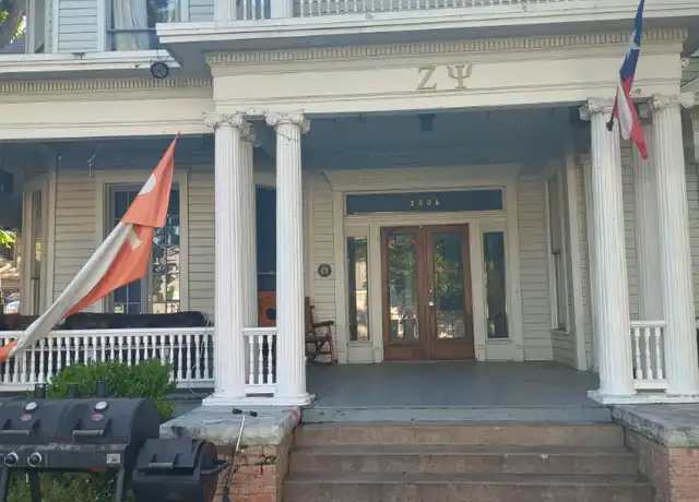Property at 2806 Nueces St, Austin, TX, 78705, 1 bed, 1 bath, [object Object]