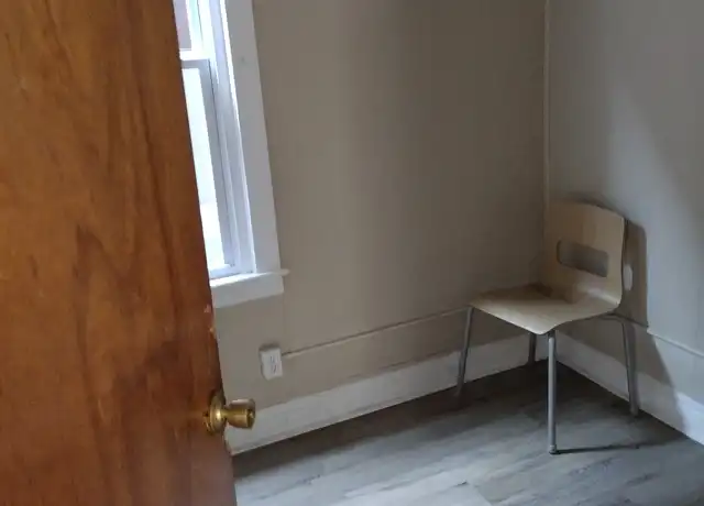 Property at 631 6th Ave Unit 2, Troy, NY, 12182, 2 beds, 1 bath, [object Object]