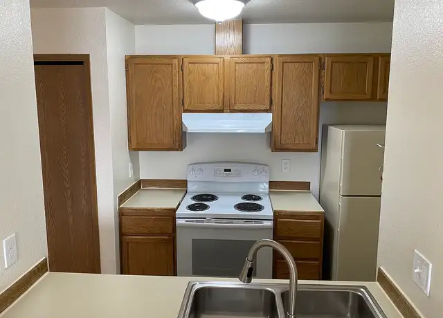Photo of 4631 Juneau St, Anchorage, AK 99503