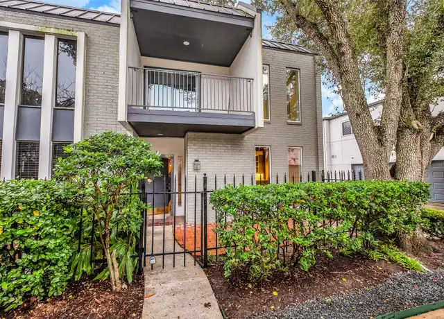 Property at 1300 Augusta Dr #18, Houston, TX, 77057, 2 beds, 2.5 baths, [object Object]