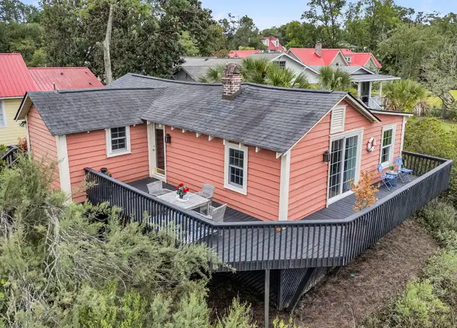 Property at 217 Church St, Mount Pleasant, SC, 29464, 1 bed, 1 bath, [object Object]
