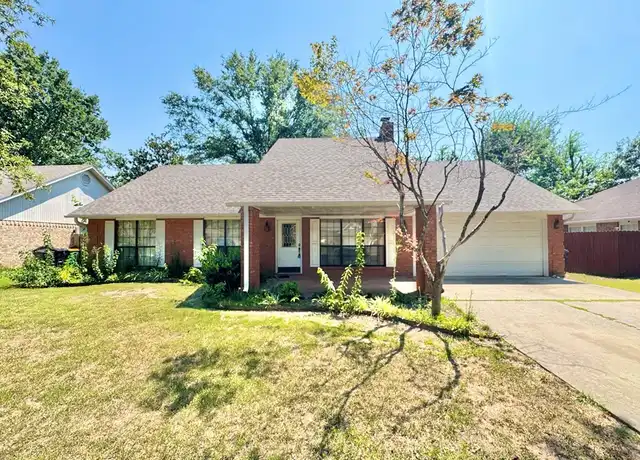 Property at 3500 W Hemlock St, Rogers, AR, 72756, 3 beds, 2 baths, [object Object]