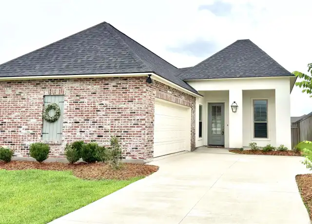 Property at 577 Warbler Crossing Ave, Baton Rouge, LA, 70810, 4 beds, 2 baths, [object Object]