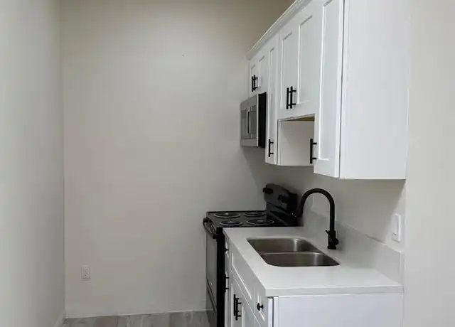Property at 45840 Coyote St Unit 2, Banning, CA, 92220, 1 bed, 1 bath, [object Object]