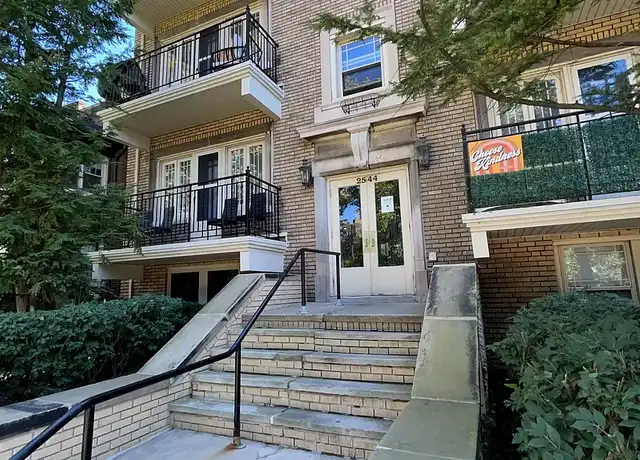 Property at Mapleview Apartments - 2540 Overlook Rd, Cleveland, OH, 44106, 1 bed, 1 bath, [object Object]
