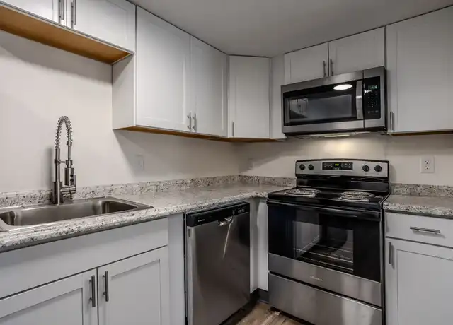 Property at 1420 Londondale Pkwy Unit 123A, Newark, OH, 43055, 1 bed, 1 bath, [object Object]