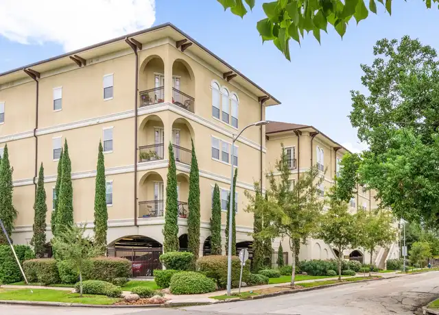 Property at 7134 Mapleridge St Unit 3D, Houston, TX, 77081, 2 beds, 2 baths, [object Object]