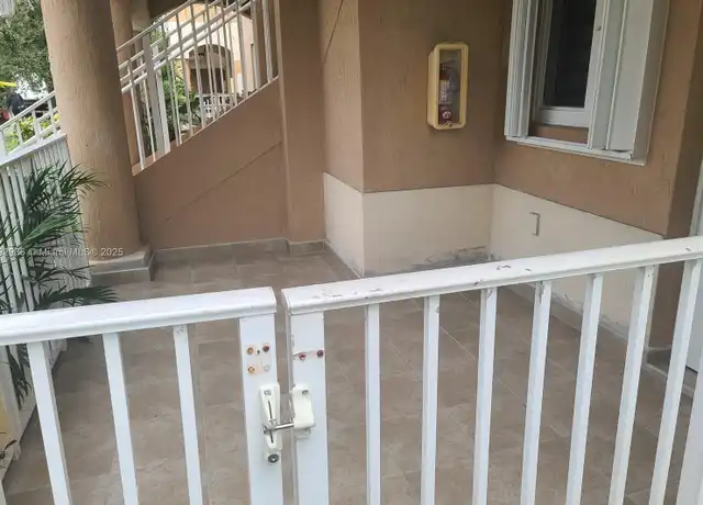 Property at 300 E 4th St #103, Hialeah, FL, 33010, 3 beds, 2 baths, [object Object]