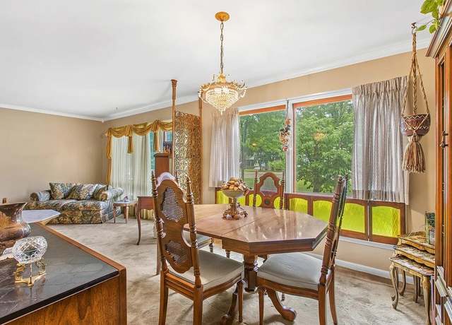 Photo of 129 Parkview Rd Unit 1, Glenview, IL 60025