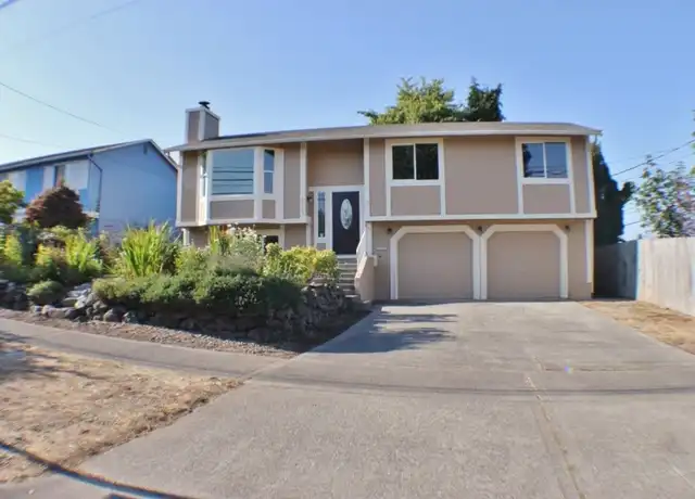 Property at 5715 N 18th St, Tacoma, WA, 98406, 3 beds, 2.5 baths, [object Object]