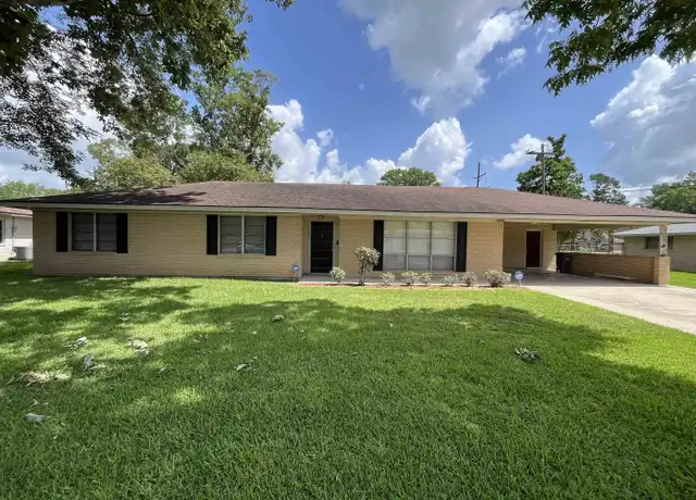 Property at 10645 Kenlee Dr, Baton Rouge, LA, 70815, 3 beds, 2 baths, [object Object]