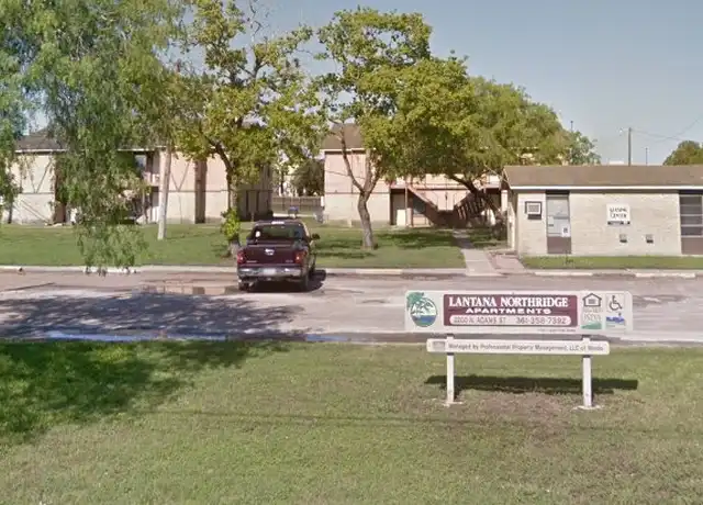 Property at 2200 N Adams St Unit 102, Beeville, TX, 78102, 2 beds, 1 bath, [object Object]