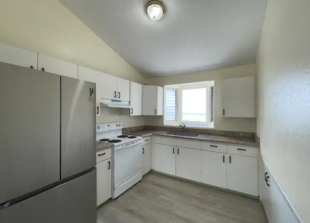 Property at 94-472 Kipou St Unit 3, Waipahu, HI, 96797, 3 beds, 1 bath, [object Object]