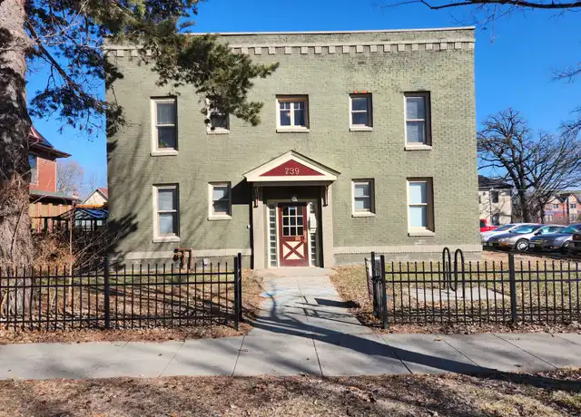 Property at 739 17th St, Des Moines, IA, 50314, 1 bed, 1 bath, [object Object]