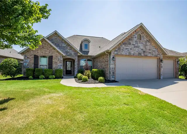 Property at 3103 SW Silverbark Rd, Bentonville, AR, 72713, 4 beds, 3 baths, [object Object]