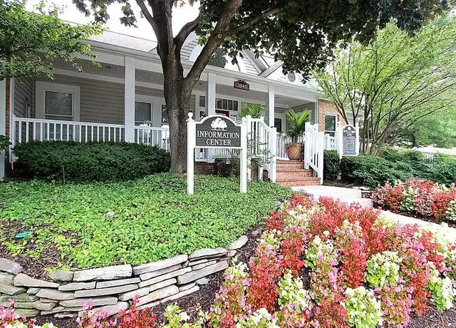 Photo of 13840 Braddock Springs Rd, Centreville, VA 20121