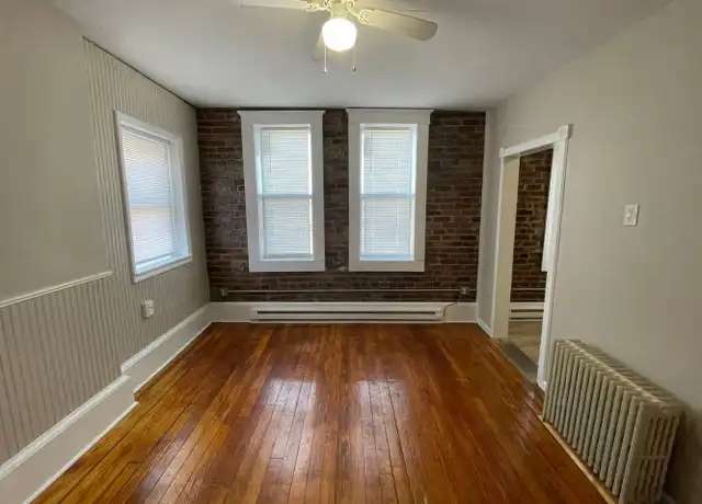 Property at 116 E Jefferson St #10, Kirksville, MO, 63501, 1 bed, 1 bath, [object Object]