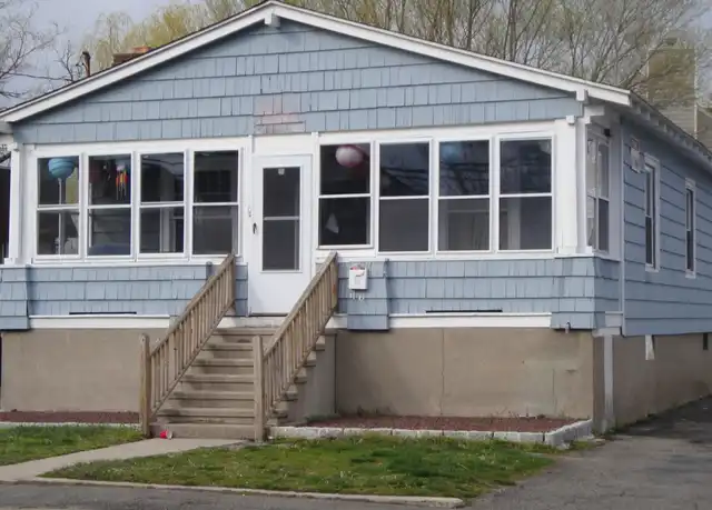 Property at 1109 Reef Rd, Fairfield, CT, 06824, 4 beds, 1 bath, [object Object]