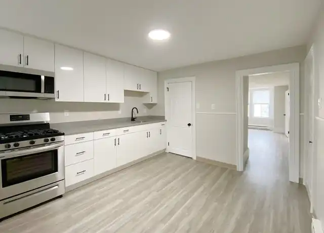 Property at 124 Trenton St Unit 3, Boston, MA, 02128, 2 beds, 1 bath, [object Object]