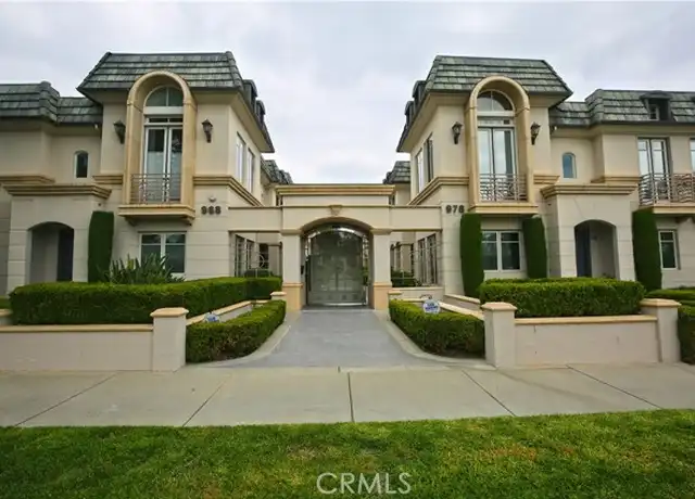 Property at 978 S Marengo Ave #114, Pasadena, CA, 91106, 3 beds, 3 baths, [object Object]
