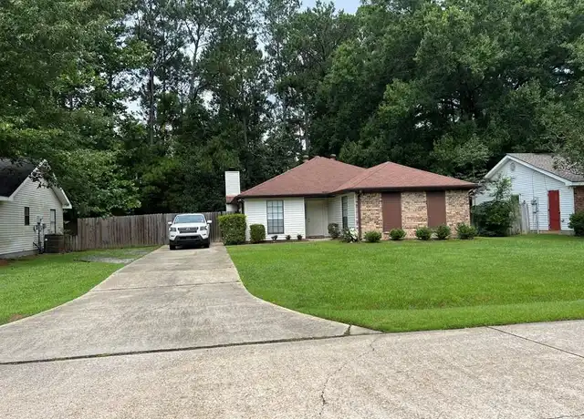 Property at 4 Shady Oaks Dr, Covington, LA, 70433, 3 beds, 2 baths, [object Object]