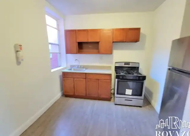 Property at 320 S 11th St Unit 2R, Newark, NJ, 07103, 2 beds, 1 bath, [object Object]