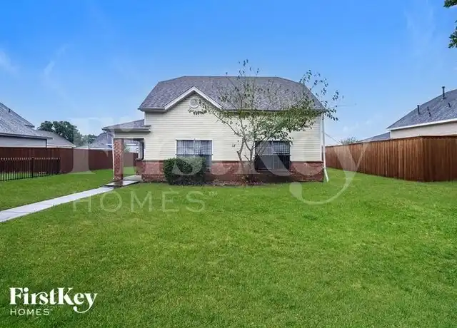 Property at 10256 Budtime Ln, Dallas, TX, 75217, 4 beds, 2 baths, [object Object]