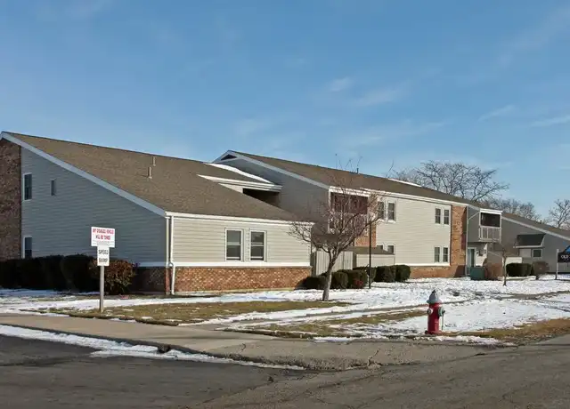 Property at 631 W Sycamore St Unit 102, Columbus Grove, OH, 45830, 2 beds, 1 bath, [object Object]