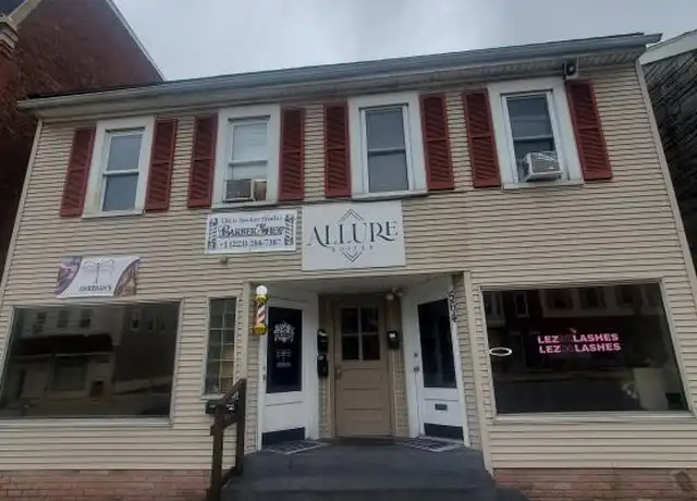 Property at 562 W Market St Unit A, York, PA, 17401, 2 beds, 1 bath, [object Object]