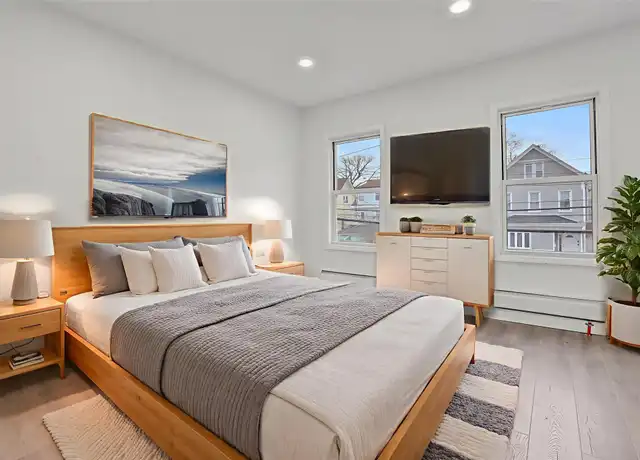 Property at 115 Washington St Unit 2, Mt Vernon, NY, 10550, 2 beds, 1 bath, [object Object]