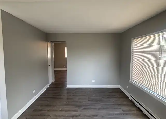 Property at 2109 W 119th St Unit 6, Blue Island, IL, 60406, 2 beds, 1 bath, [object Object]