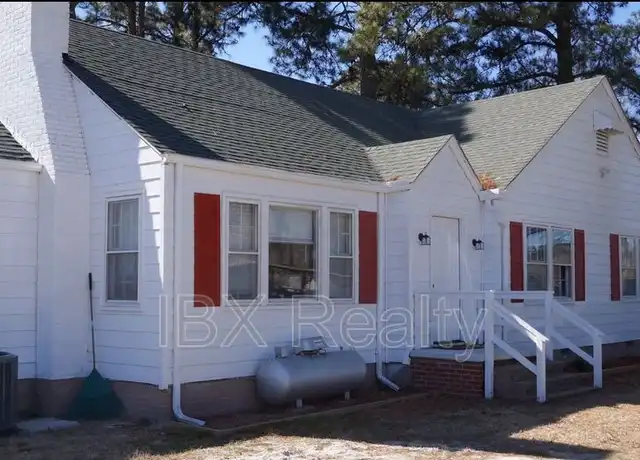 Property at 1809 N Road St, Elizabeth City, NC, 27909, 3 beds, 2 baths, [object Object]