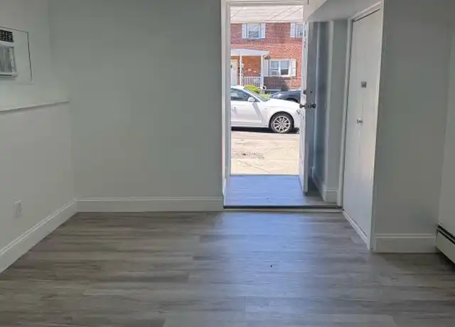 Property at 208 Tibbetts Rd, Yonkers, NY, 10705, 2 beds, 1 bath, [object Object]