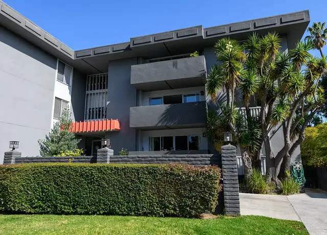 Photo of 1501 Ralston Ave, Burlingame, CA 94010
