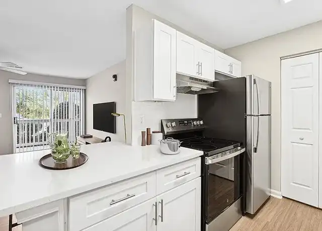 Property at Bell Walkers Crossing - 8301 Block House Way, Knoxville, TN, 37923, 1 bed, 1 bath, [object Object]
