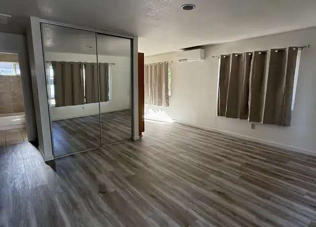 Property at 504 3rd St, Yreka, CA, 96097, 2 beds, 1 bath, [object Object]