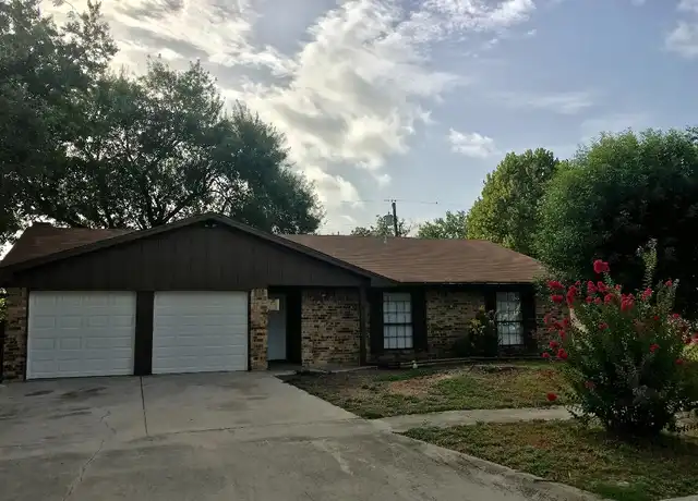 Property at 1810 N 38th St, Killeen, TX, 76543, 4 beds, 2 baths, [object Object]