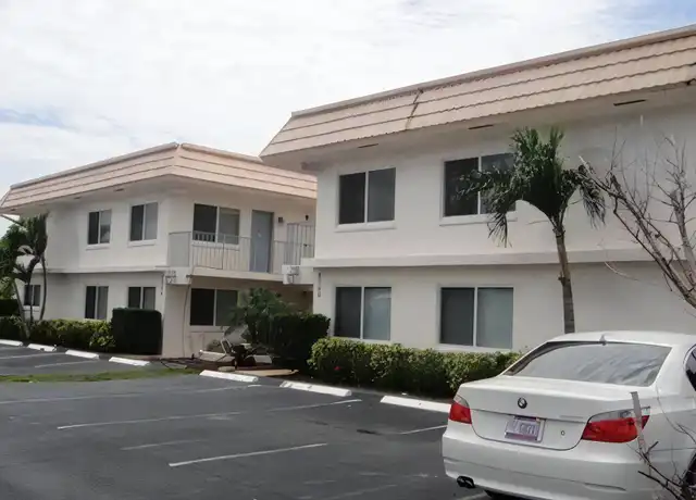 Property at 2300 SE 2nd St #1, Pompano Beach, FL, 33062, 1 bed, 1 bath, [object Object]