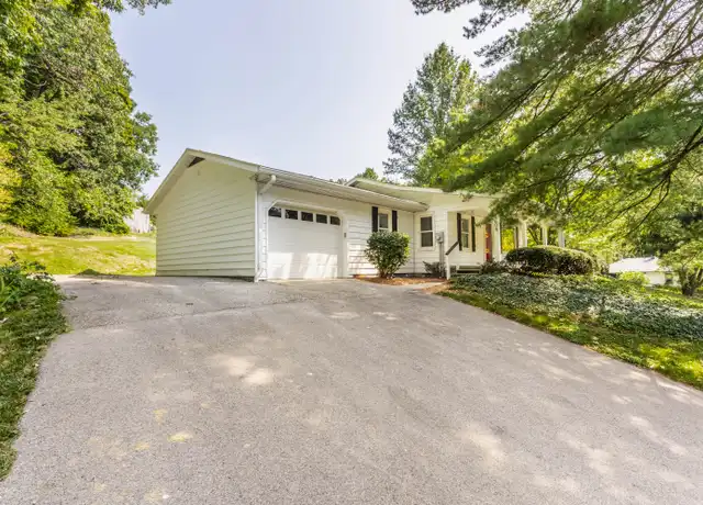 Property at 1604 W 17th St, Bloomington, IN, 47404, 3 beds, 2 baths, [object Object]