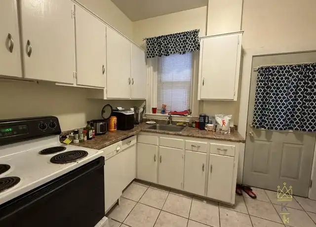 Property at 10 Browne St, Brookline, MA, 02446, 2 beds, 1 bath, [object Object]