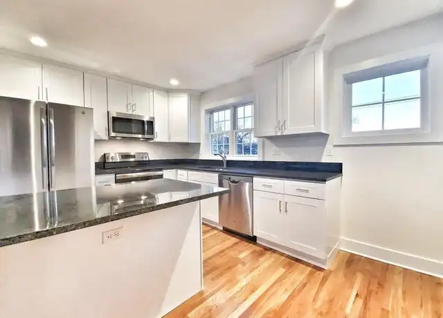Property at 30 Ferris Ave Unit B8, Norwalk, CT, 06854, 2 beds, 2 baths, [object Object]