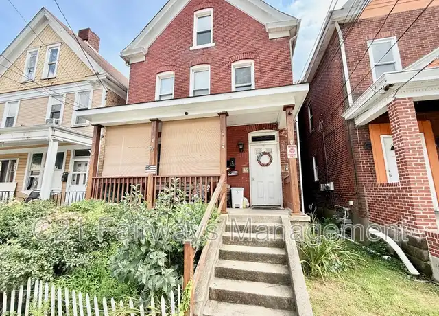 Property at 427 2nd St Unit 3, Pitcairn, PA, 15140, 1 bed, 1 bath, [object Object]