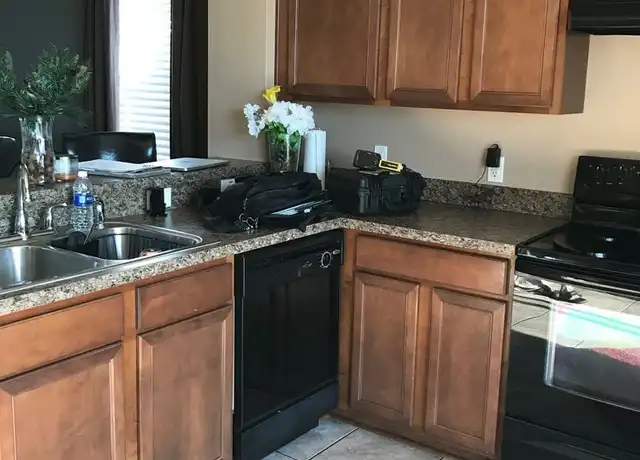 Property at 6933 Towering Spruce Dr, Riverview, FL, 33578, 2 beds, 2.5 baths, [object Object]